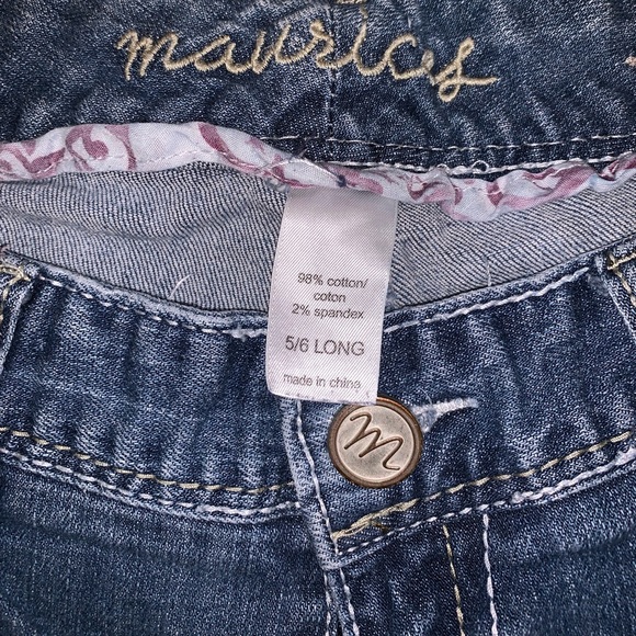 Maurices Light Wash Denim Jeans Size 5/6 L - Picture 2 of 5